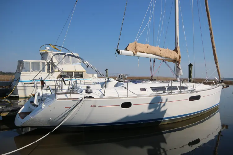 43' Jeanneau 2009
