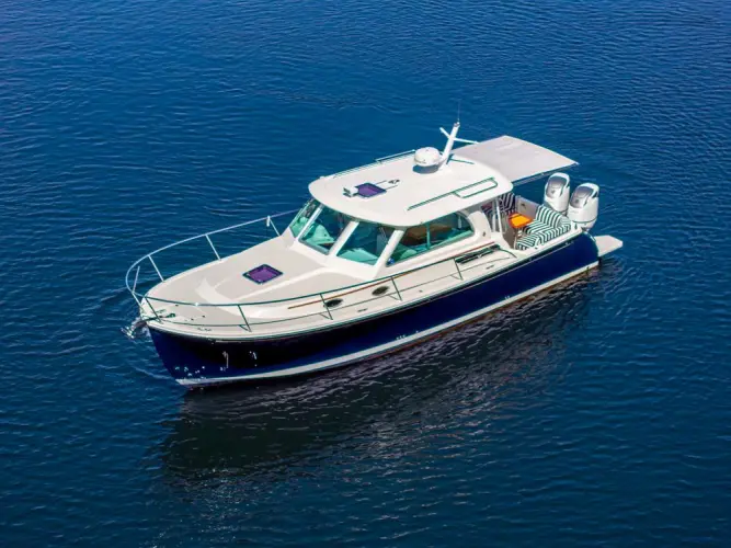 Eastern Standard Yacht Photos Pics 