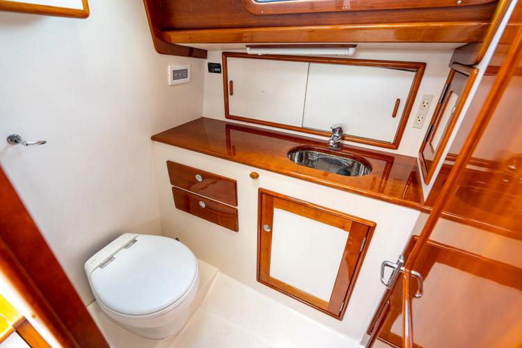 Encore Yacht Photos Pics 