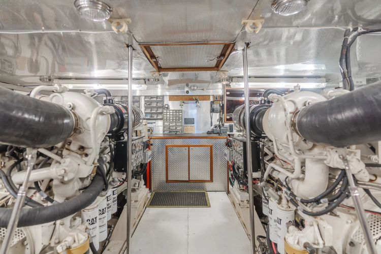 Tribeless Yacht Photos Pics 