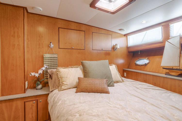 Tribeless Yacht Photos Pics 