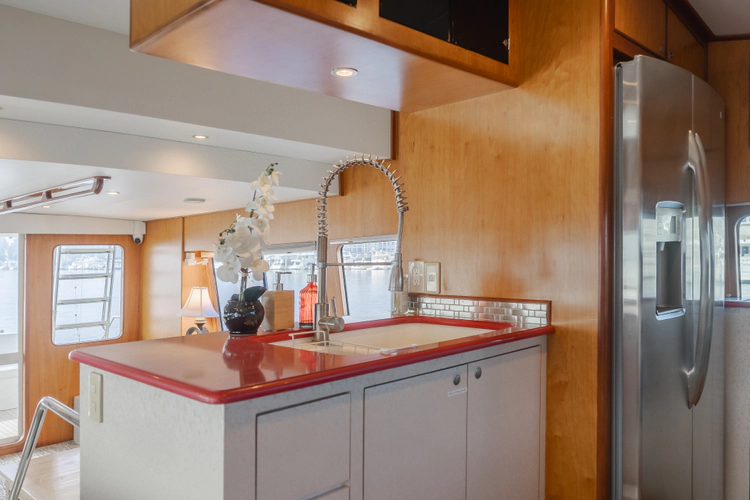 Tribeless Yacht Photos Pics 