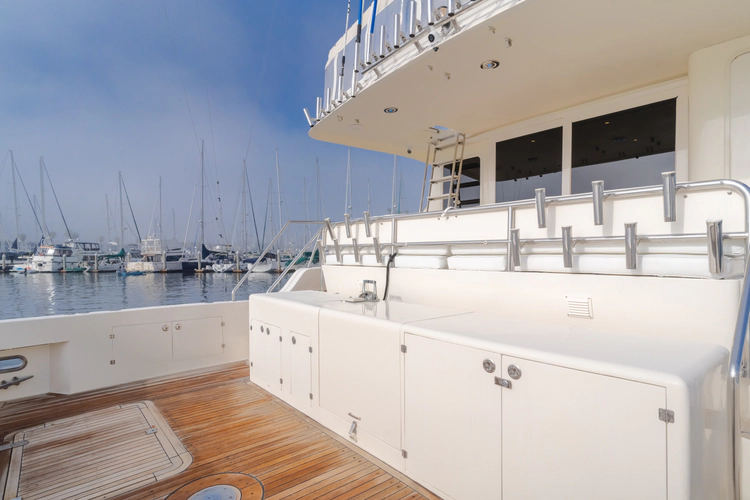 Tribeless Yacht Photos Pics 