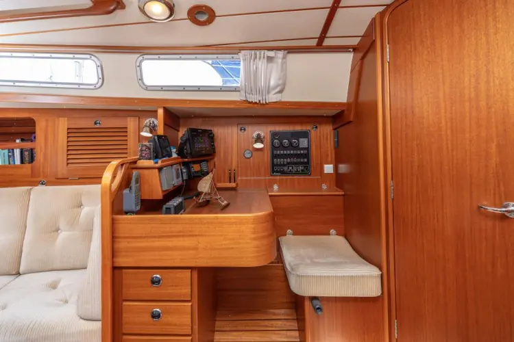 Roniin Yacht Photos Pics 