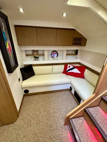 Magic Carpet Yacht Photos Pics 