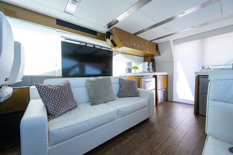 Unorthodocs Yacht Photos Pics 