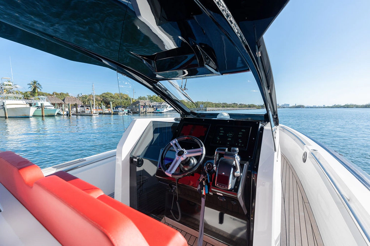 Vagabonda Yacht Photos Pics 