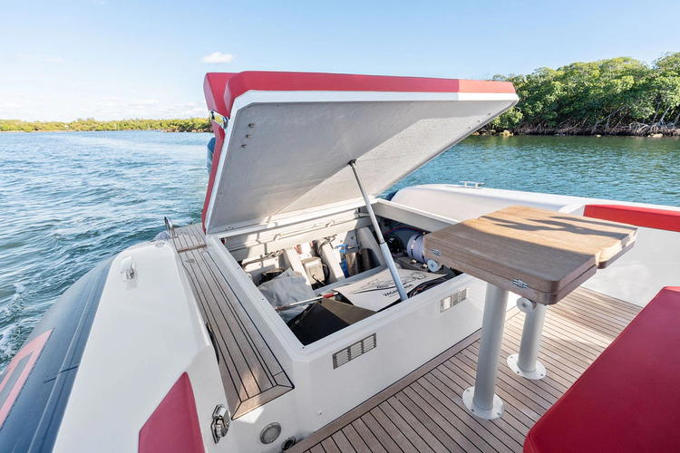 Vagabonda Yacht Photos Pics 