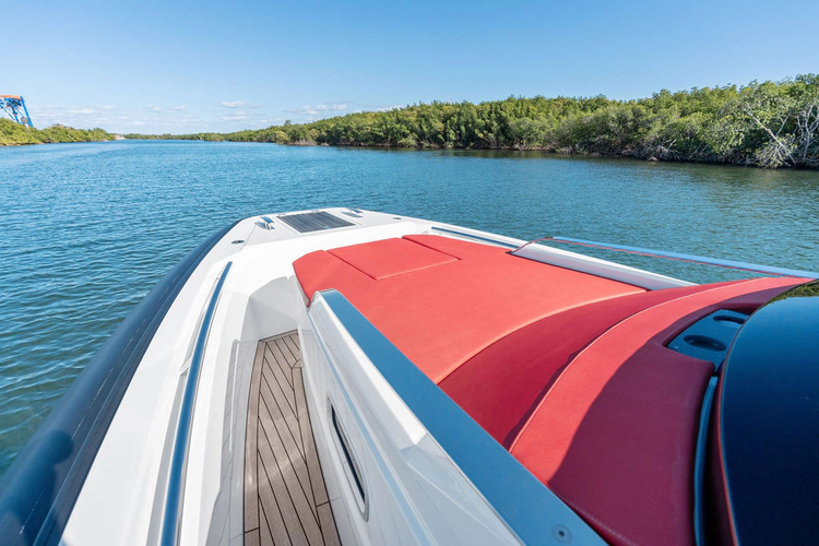 Vagabonda Yacht Photos Pics 