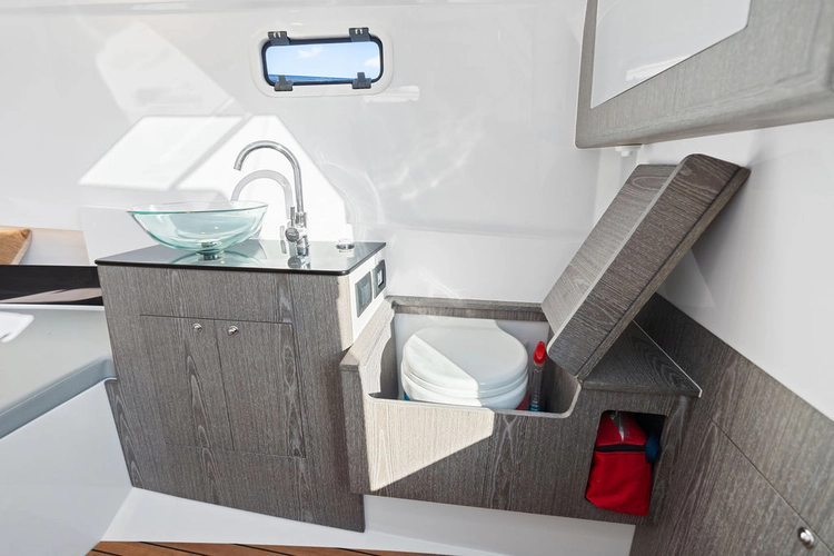 Vagabonda Yacht Photos Pics 