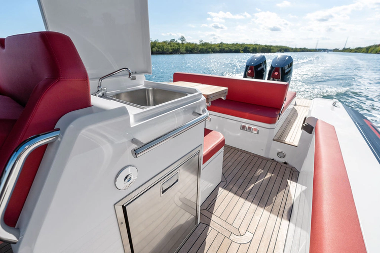 Vagabonda Yacht Photos Pics 