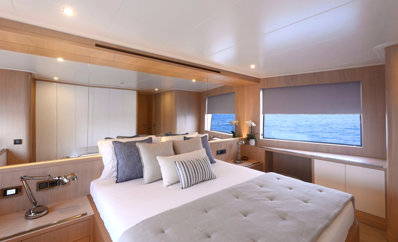 Tortura Yacht Photos Pics 