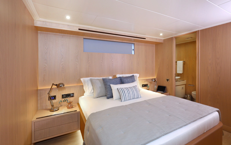 Tortura Yacht Photos Pics 