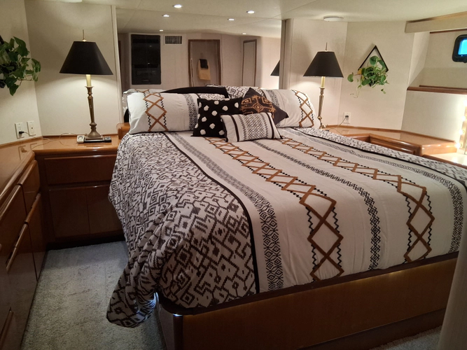 Thrill A Minute III Yacht Photos Pics 