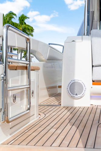 6800 Sport Yacht Yacht Photos Pics 