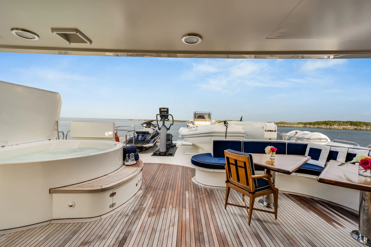 Avalina Yacht Photos Pics 