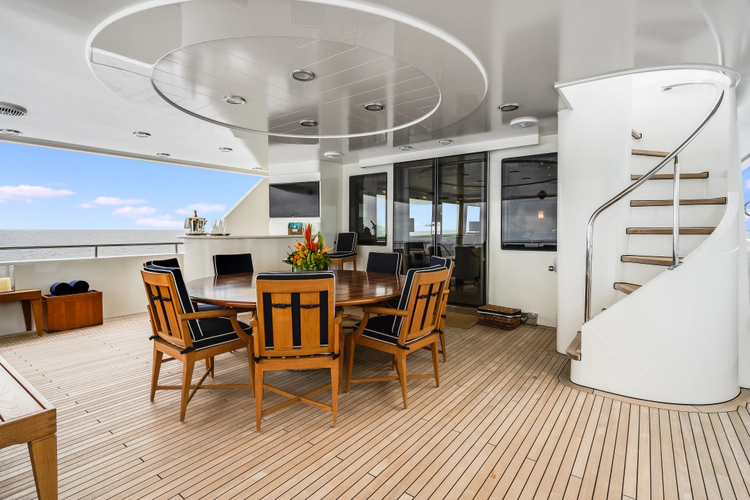 Avalina Yacht Photos Pics 
