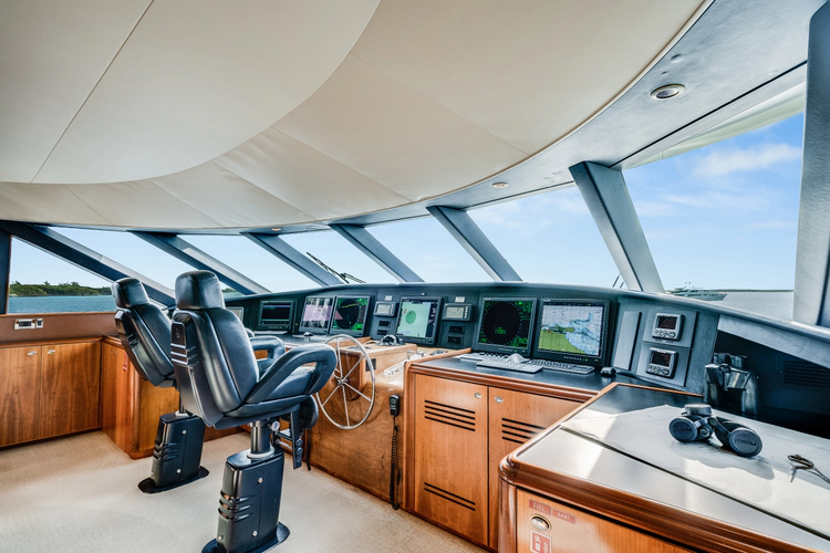 Avalina Yacht Photos Pics 