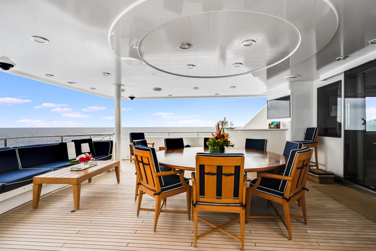 Avalina Yacht Photos Pics 
