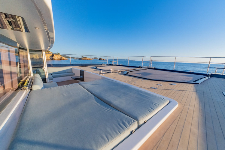 4 Ever Yacht Photos Pics 