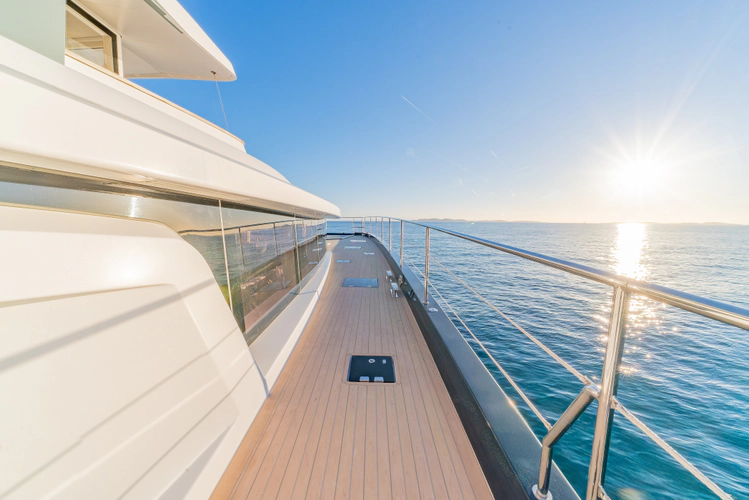 4 Ever Yacht Photos Pics 