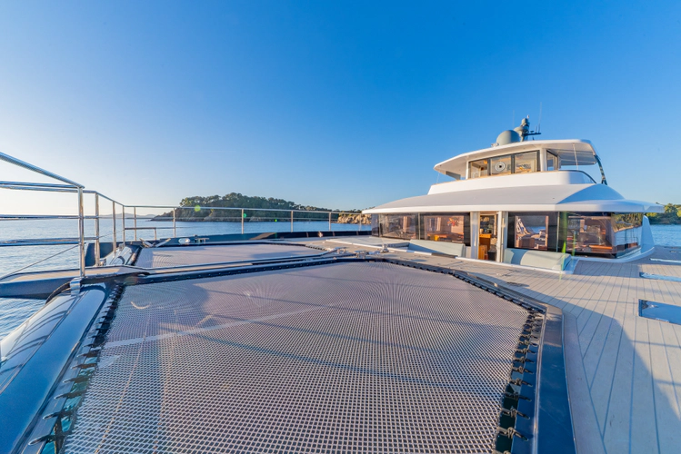 4 Ever Yacht Photos Pics 