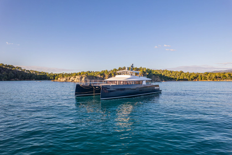 4 Ever Yacht Photos Pics 