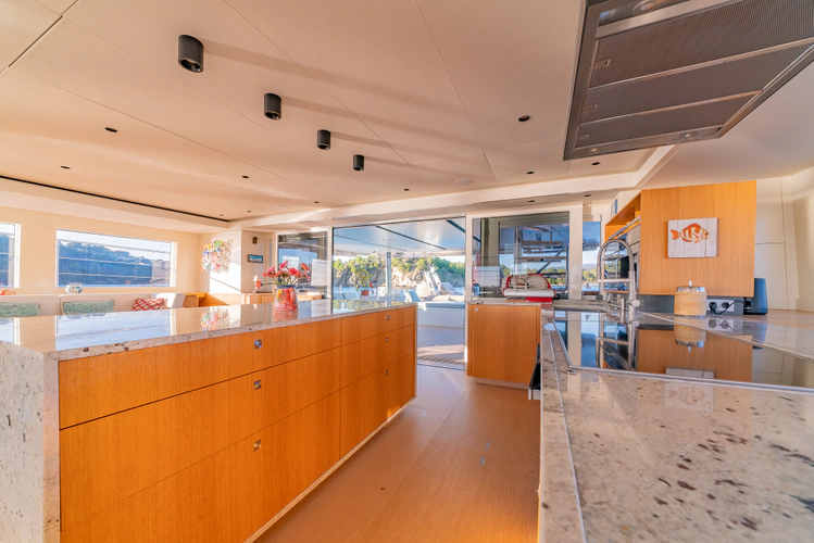 4 Ever Yacht Photos Pics 