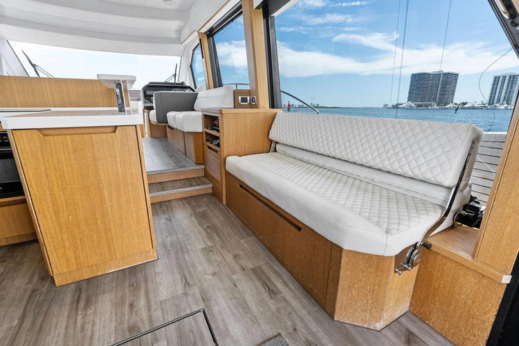 Sea Whisperer Yacht Photos Pics 