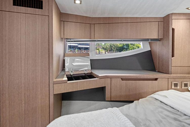 Sea Whisperer Yacht Photos Pics 