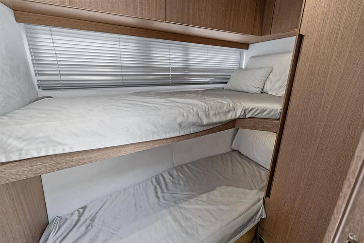 Sea Whisperer Yacht Photos Pics 