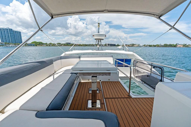 Sea Whisperer Yacht Photos Pics 