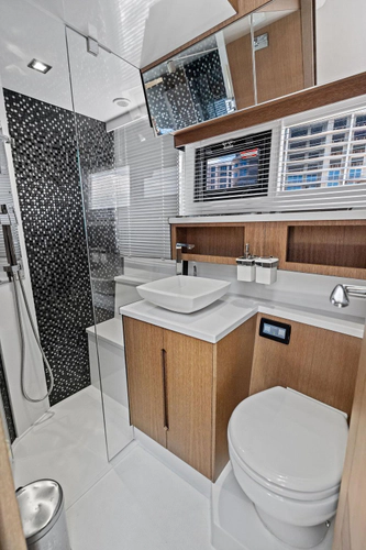 Sea Whisperer Yacht Photos Pics 