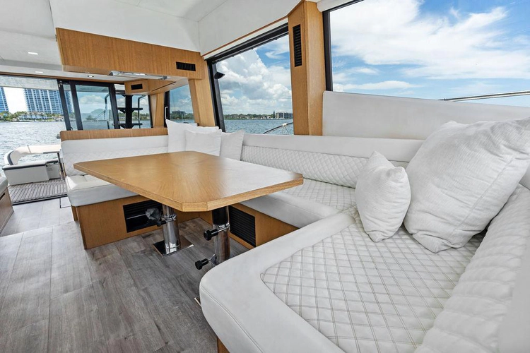 Sea Whisperer Yacht Photos Pics 