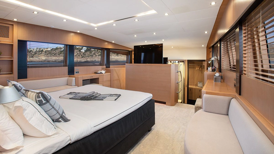 Ycm 120 Yacht Photos Pics 