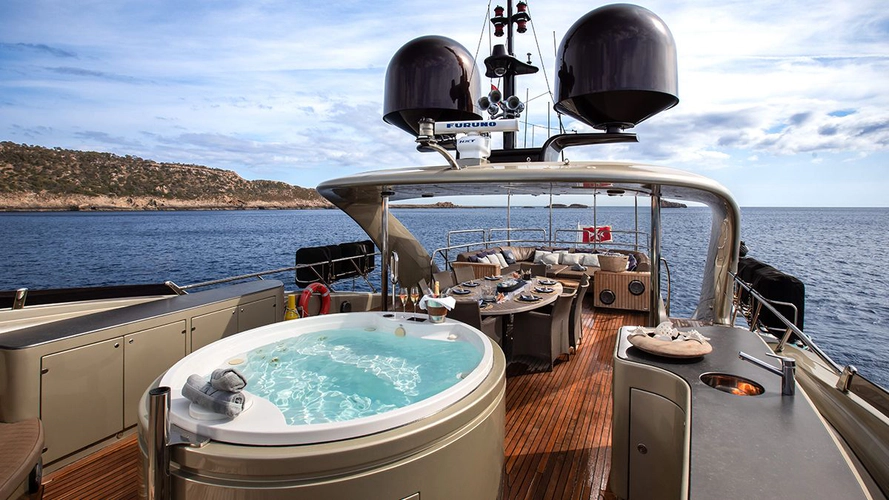 Ycm 120 Yacht Photos Pics 