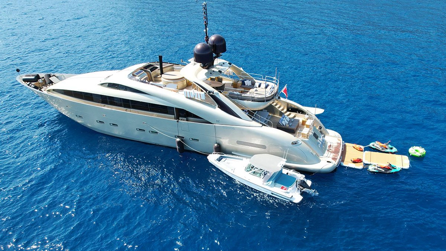 Ycm 120 Yacht Photos Pics 