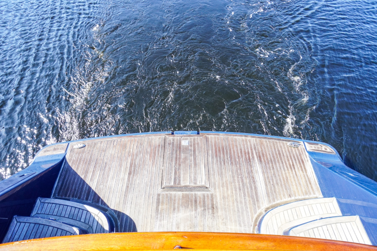 The Garlic Yacht Photos Pics 