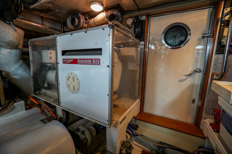 The Garlic Yacht Photos Pics 