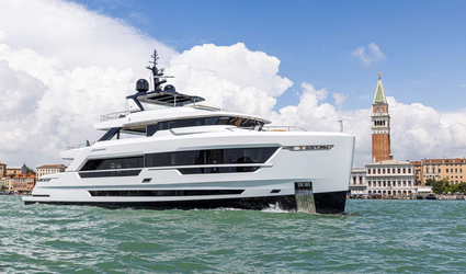120' Ocean King 2028 Yacht For Sale