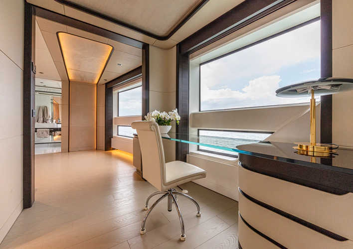 Ducale 120 Yacht Photos Pics 