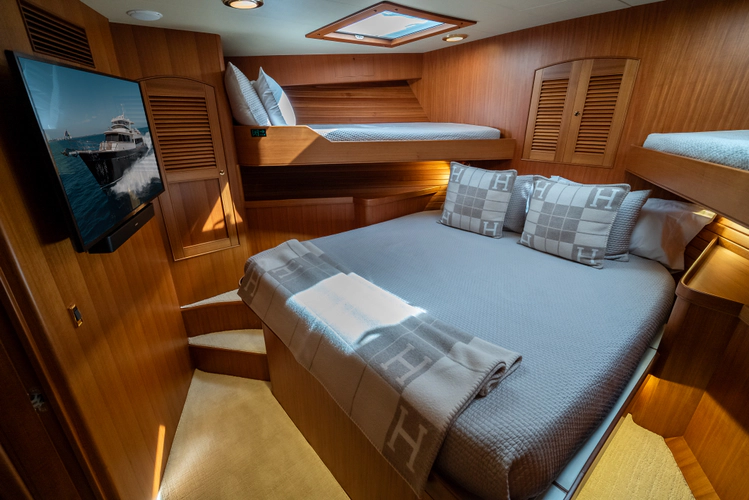 Rat Pack Yacht Photos Pics 