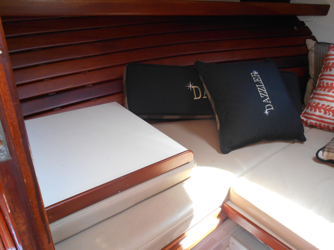 Dazzler Yacht Photos Pics 