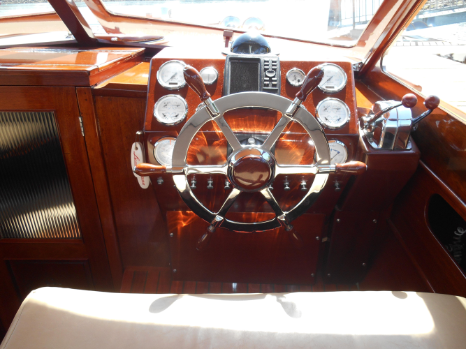 Dazzler Yacht Photos Pics 