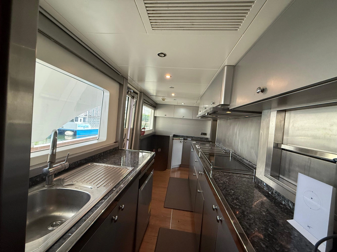 Sunrise Yacht Photos Pics 