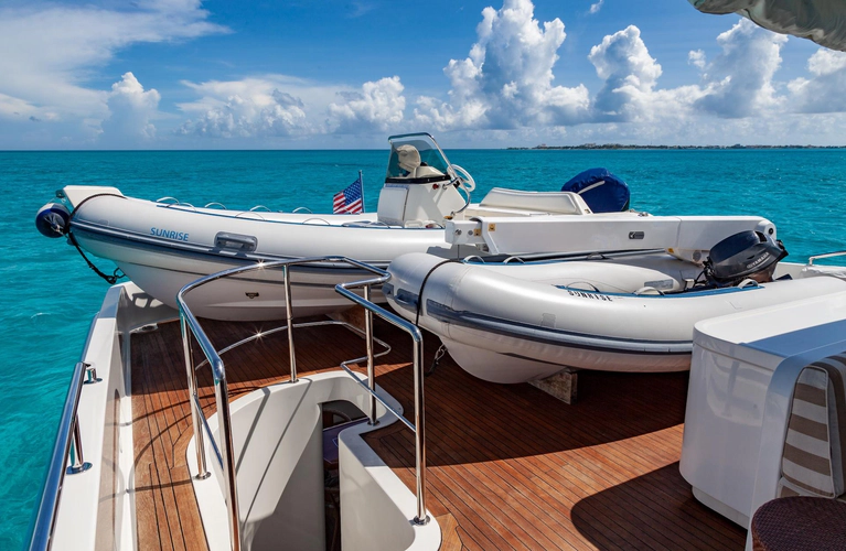 Sunrise Yacht Photos Pics 