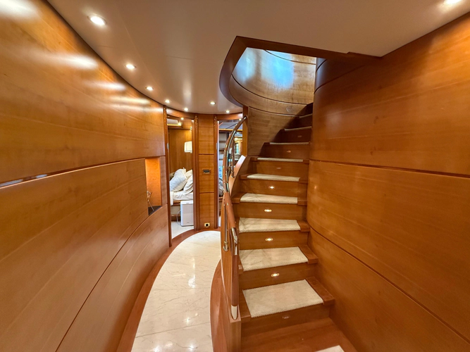 Sunrise Yacht Photos Pics 