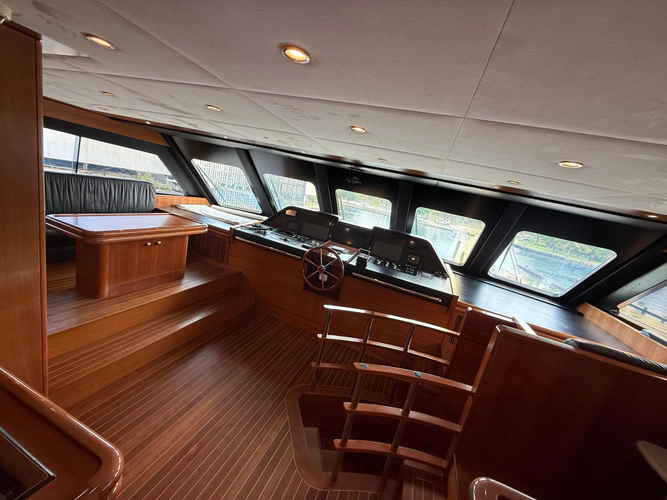 Sunrise Yacht Photos Pics 