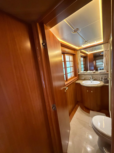 Sunrise Yacht Photos Pics 