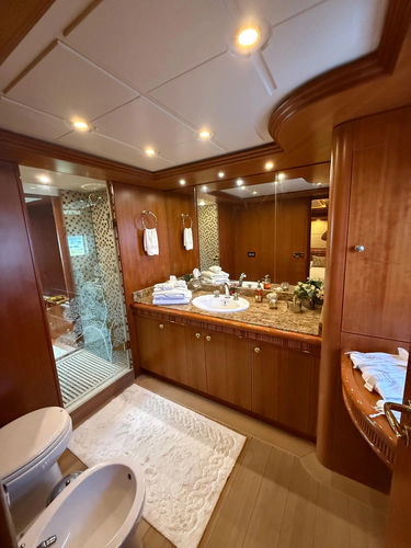 Sunrise Yacht Photos Pics 